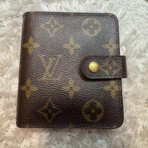 Louis Vuitton Zip Compact Wallet – Monogram Canvas